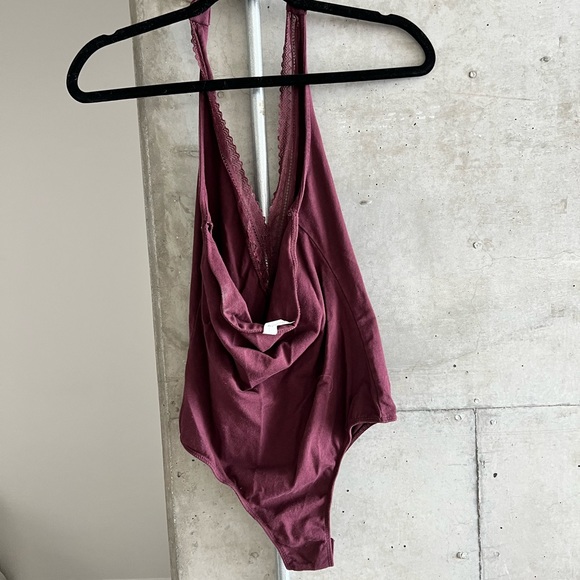 Onsie - Picture 3 of 4